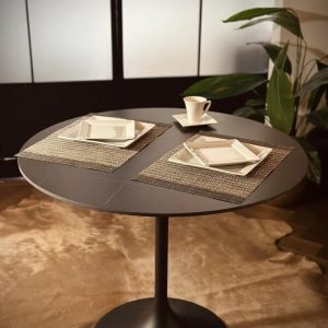 Ø 70 cm / Table ronde Ø70 en quartz artificiel avec pied tulipe noir