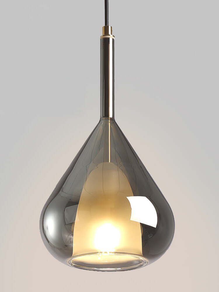 Suspension Goutte Cristalline – Minimalisme Raffiné et Luxe Subtil
