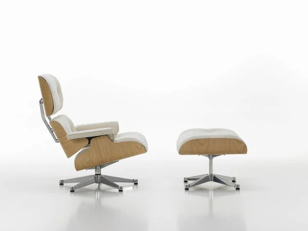 FAUTEUIL JAMES LOUNGE CHAIR EN CUIR ANILINE ET BOIS DE PALISSANDRE BEIGE