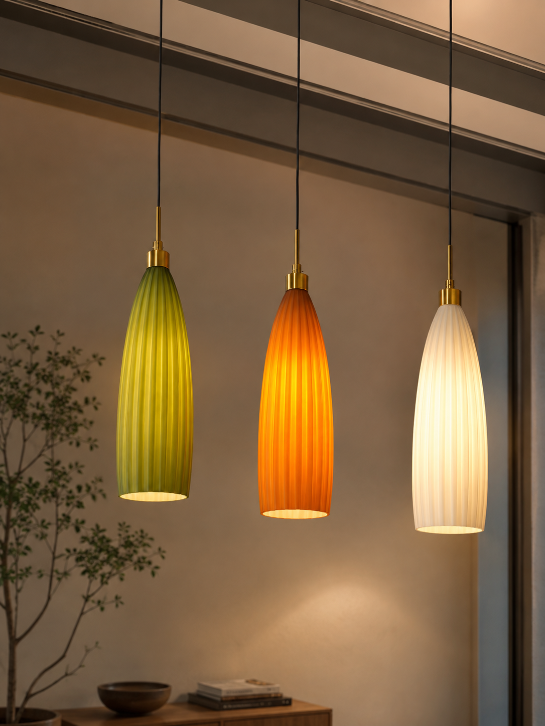 Suspension cylindrique rainurée au design élégant